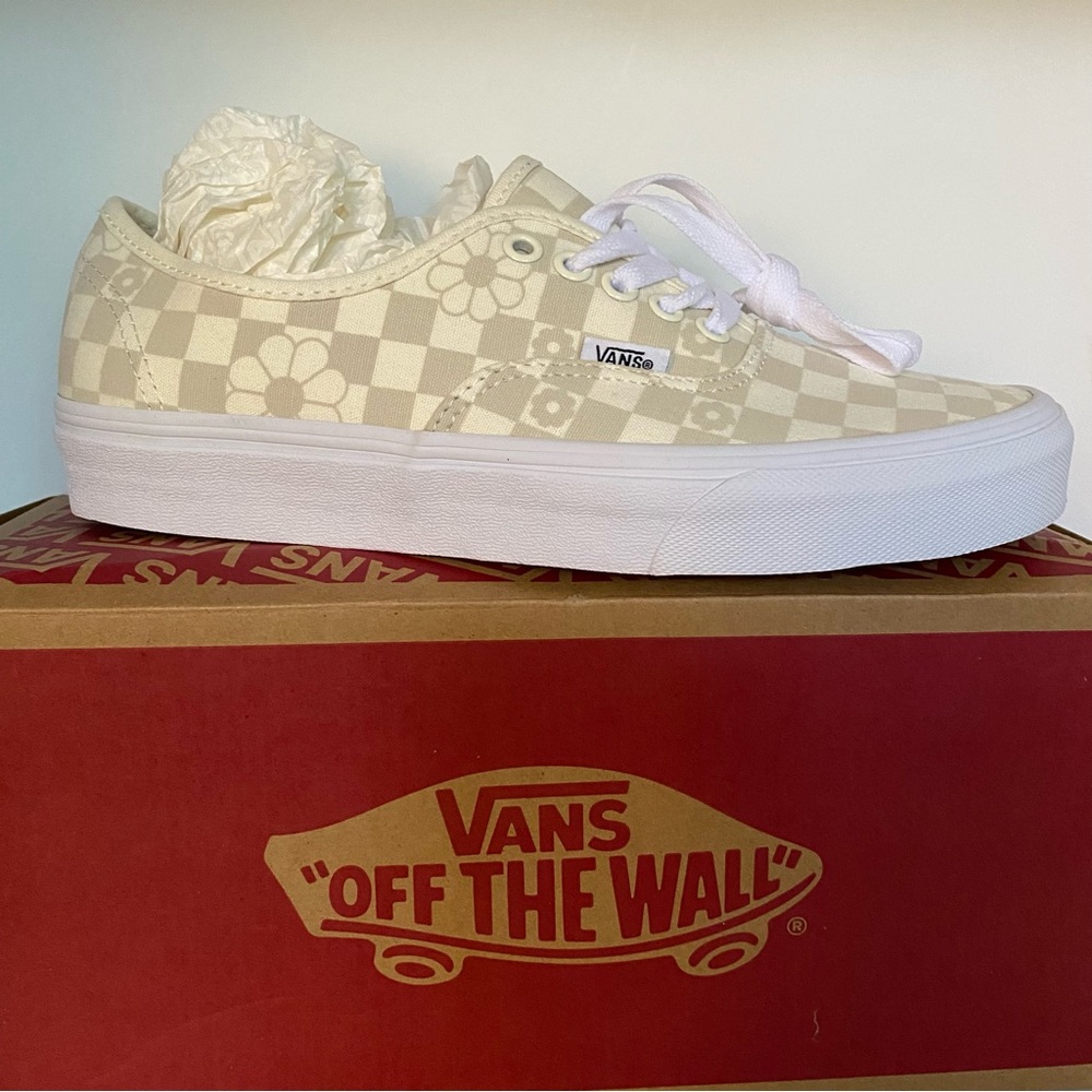 NIB Vans Authentic Floral Check Marsmallow Unisex Men’s 8 Women 9.5